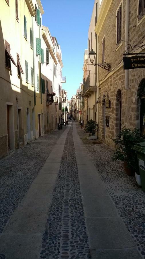 Apartment In The Heart Of The City Alghero Kültér fotó
